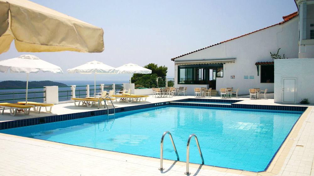 Skiathos Club Hotel & Suites Vasilias  ภายนอก รูปภาพ